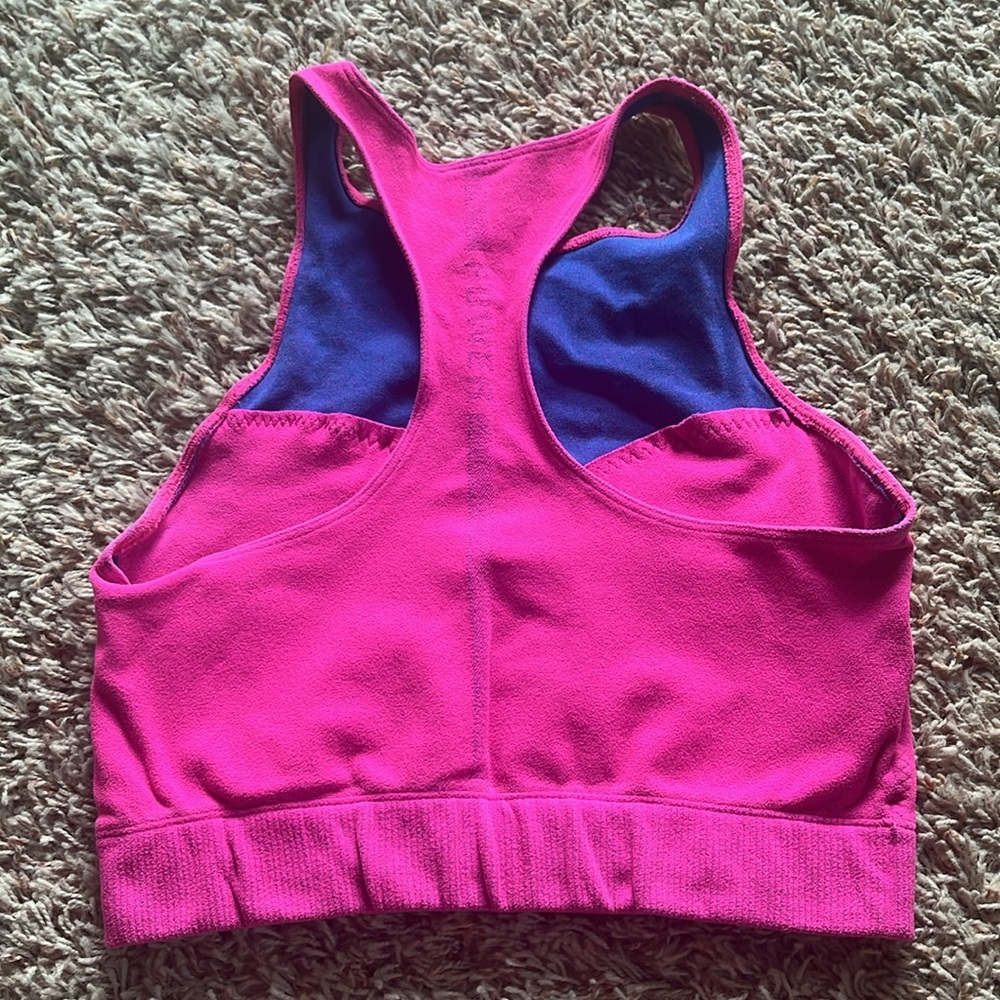 Pink Fabletics workout set - Picture 4 of 4